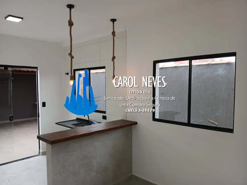 Casa com 2 quartos à venda, 53m2 em Itanhaem - SP - imagem 2 Foto 2 de Casa com 2 quartos à venda, 53m2 em Itanhaem - SP