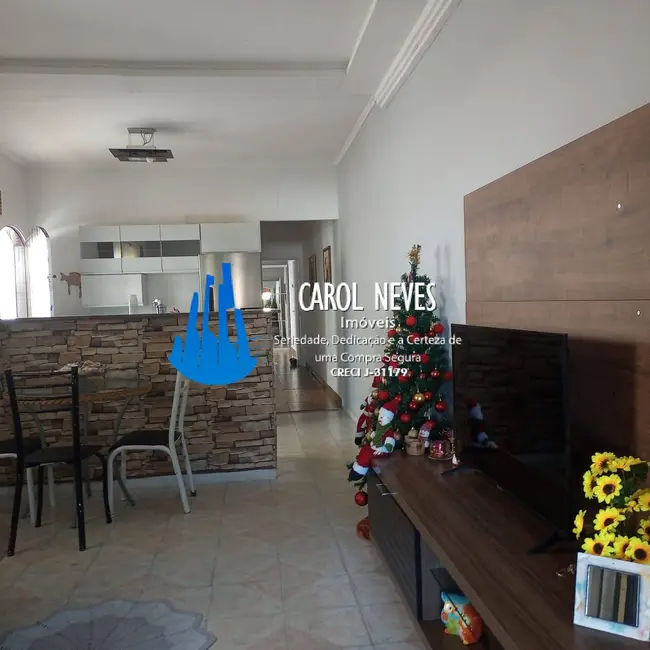 Foto 2 de Casa com 2 quartos à venda, 92m2 em Mongagua - SP