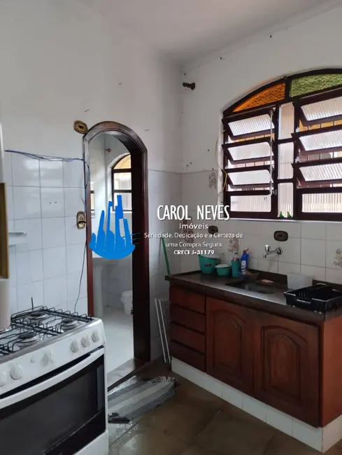 Casa com 6 quartos à venda e para alugar, 180m2 em Mongagua - SP - imagem 7 Foto 7 de Casa com 6 quartos à venda e para alugar, 180m2 em Mongagua - SP