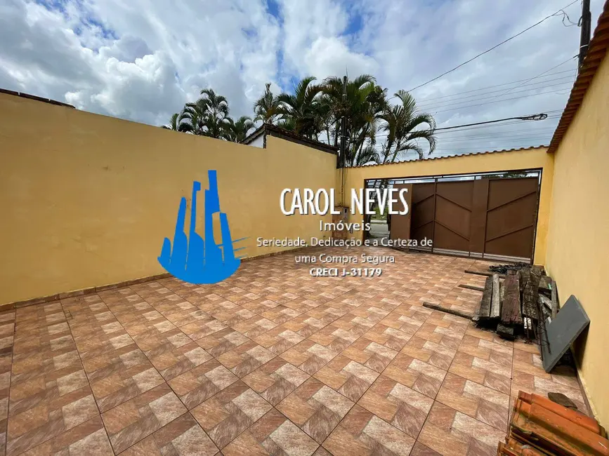 Foto 4 de Sobrado com 4 quartos à venda, 110m2 em Mongagua - SP