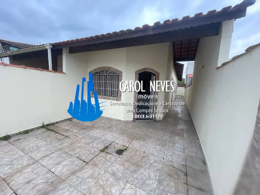 Foto 2 de Casa com 2 quartos à venda, 65m2 em Itanhaem - SP