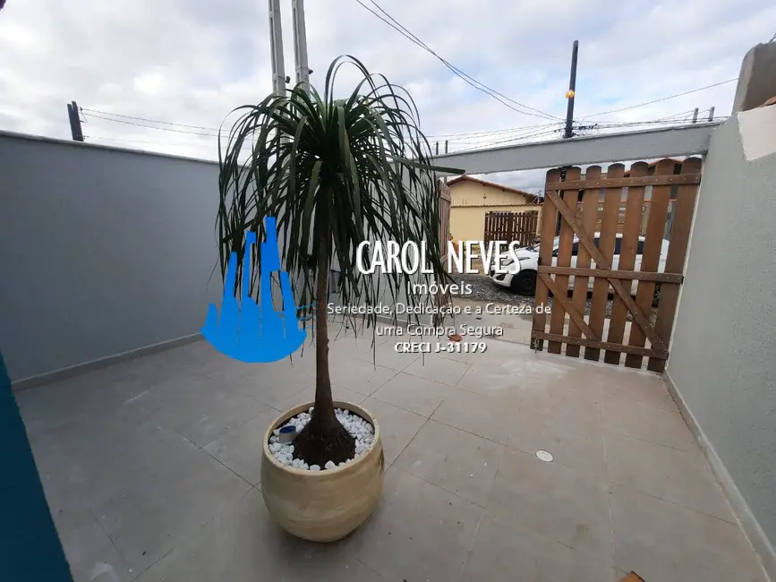 Foto 2 de Casa com 2 quartos à venda, 60m2 em Itanhaem - SP