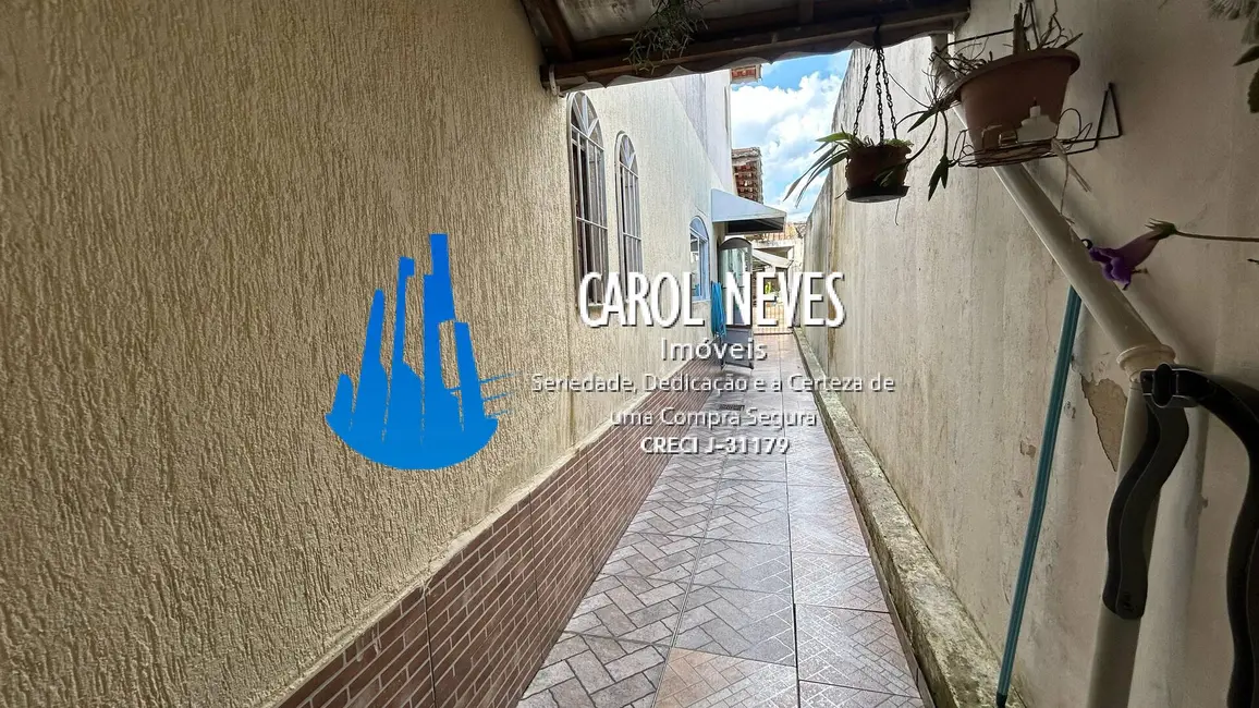 Foto 3 de Casa com 2 quartos à venda, 65m2 em Mongagua - SP