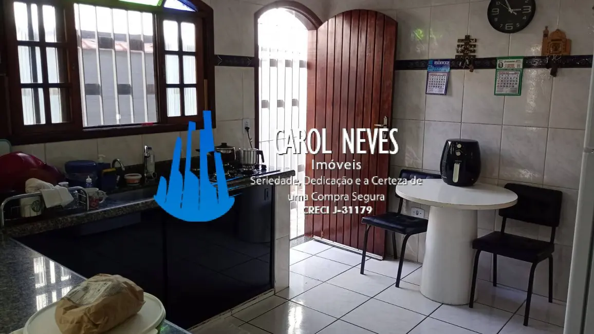 Foto 9 de Casa com 2 quartos à venda, 125m2 em Itanhaem - SP