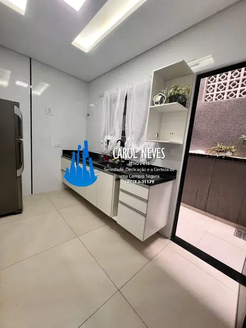 Foto 7 de Casa com 2 quartos à venda, 60m2 em Maracanã, Praia Grande - SP