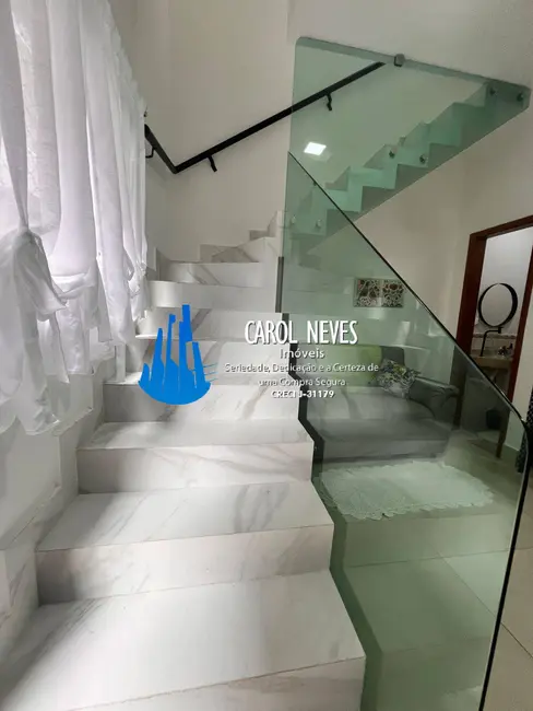 Foto 8 de Casa com 2 quartos à venda, 60m2 em Maracanã, Praia Grande - SP