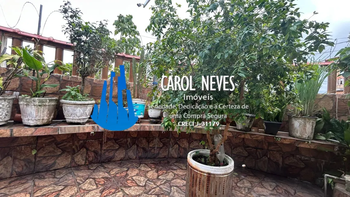 Foto 4 de Casa com 4 quartos à venda, 200m2 em Mongagua - SP