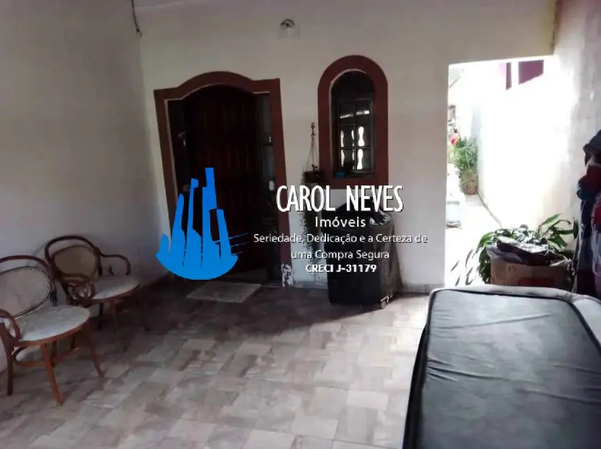 Foto 2 de Casa com 2 quartos à venda, 79m2 em Itanhaem - SP