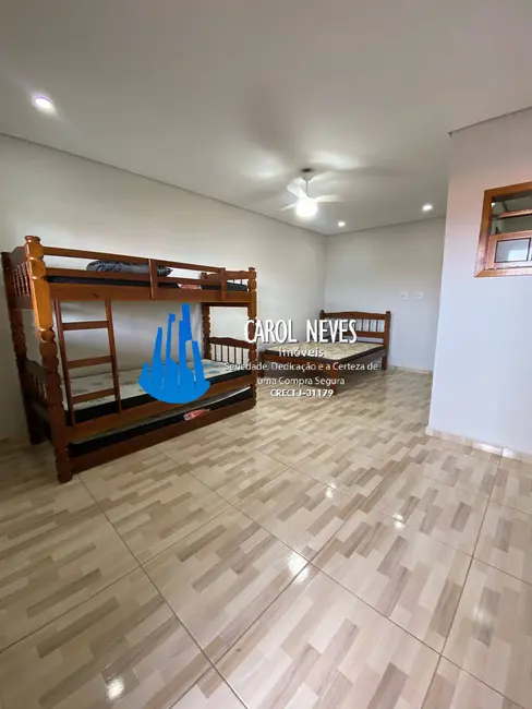 Foto 7 de Sobrado com 3 quartos à venda, 195m2 em Itanhaem - SP