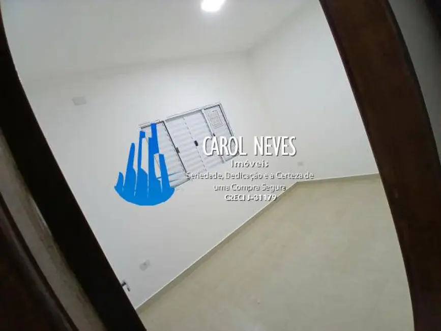 Foto 3 de Casa com 2 quartos à venda, 65m2 em Mongagua - SP