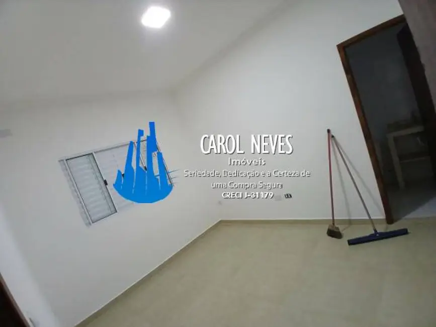 Foto 6 de Casa com 2 quartos à venda, 65m2 em Mongagua - SP