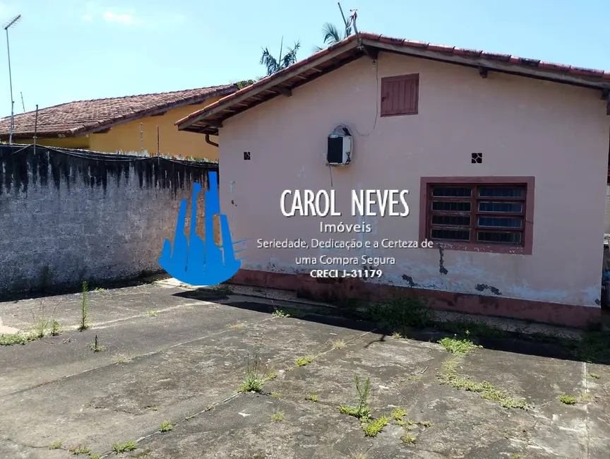 Foto 4 de Casa com 3 quartos à venda e para alugar, 200m2 em Itanhaem - SP