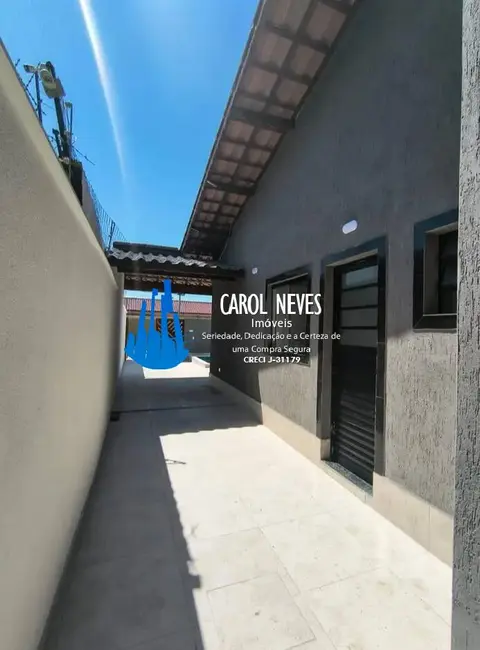 Foto 2 de Casa com 2 quartos à venda, 85m2 em Itanhaem - SP