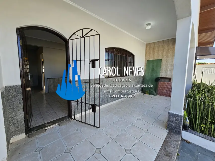 Foto 4 de Casa com 3 quartos à venda, 300m2 em Mongagua - SP