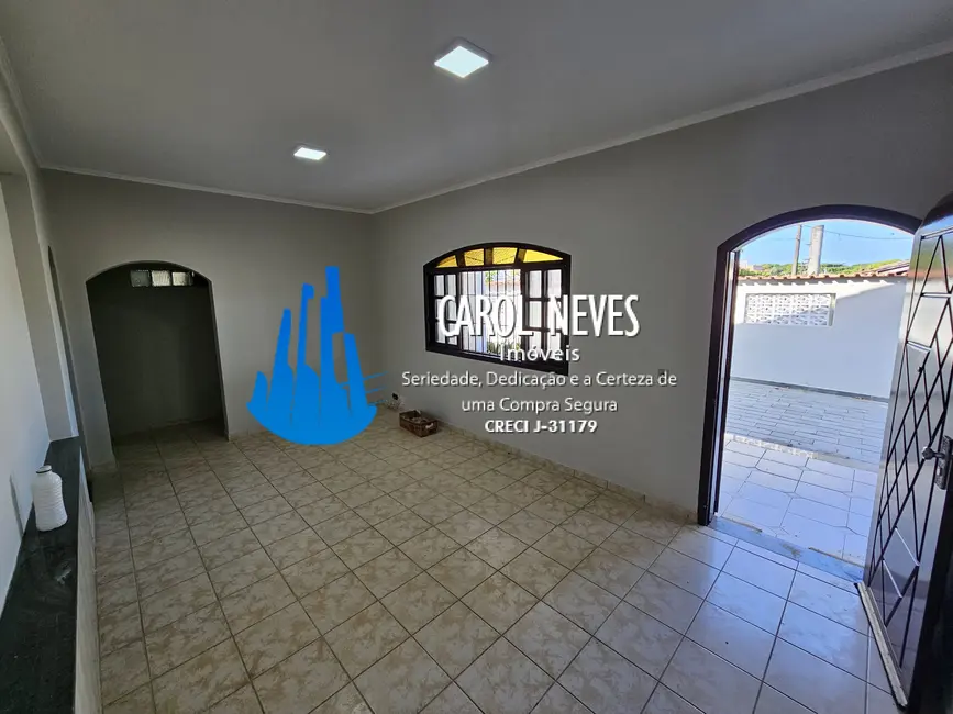 Foto 5 de Casa com 3 quartos à venda, 300m2 em Mongagua - SP