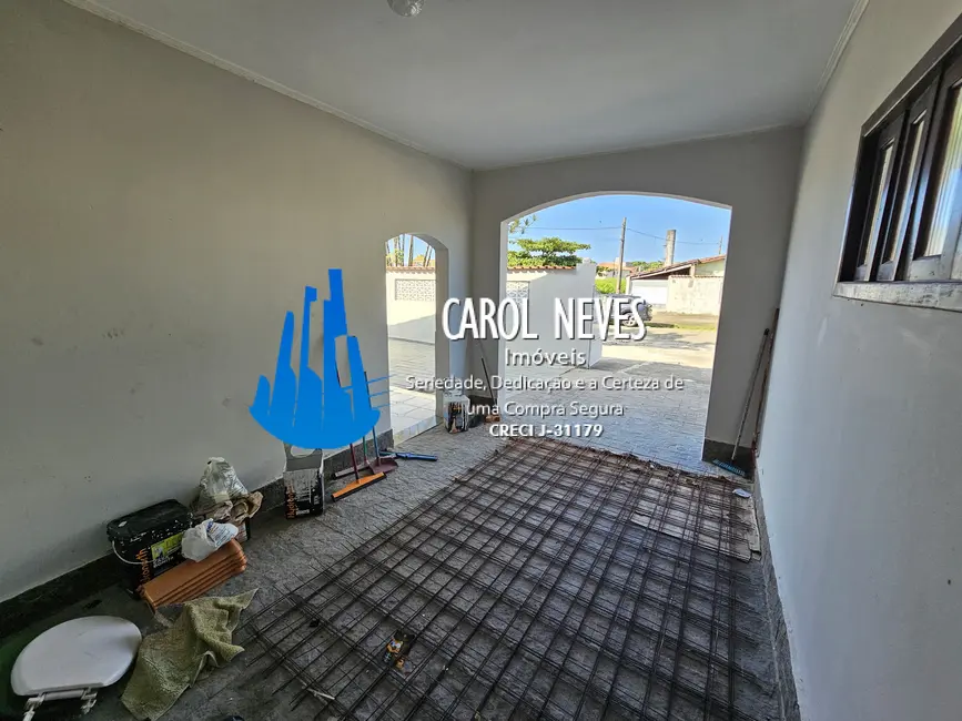 Foto 3 de Casa com 3 quartos à venda, 300m2 em Mongagua - SP