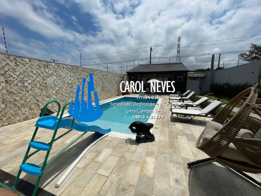 Foto 2 de Casa com 4 quartos à venda, 166m2 em Itanhaem - SP