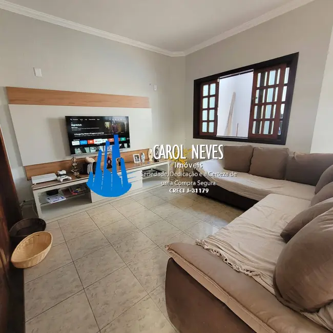 Foto 2 de Sobrado com 3 quartos à venda, 230m2 em Mongagua - SP