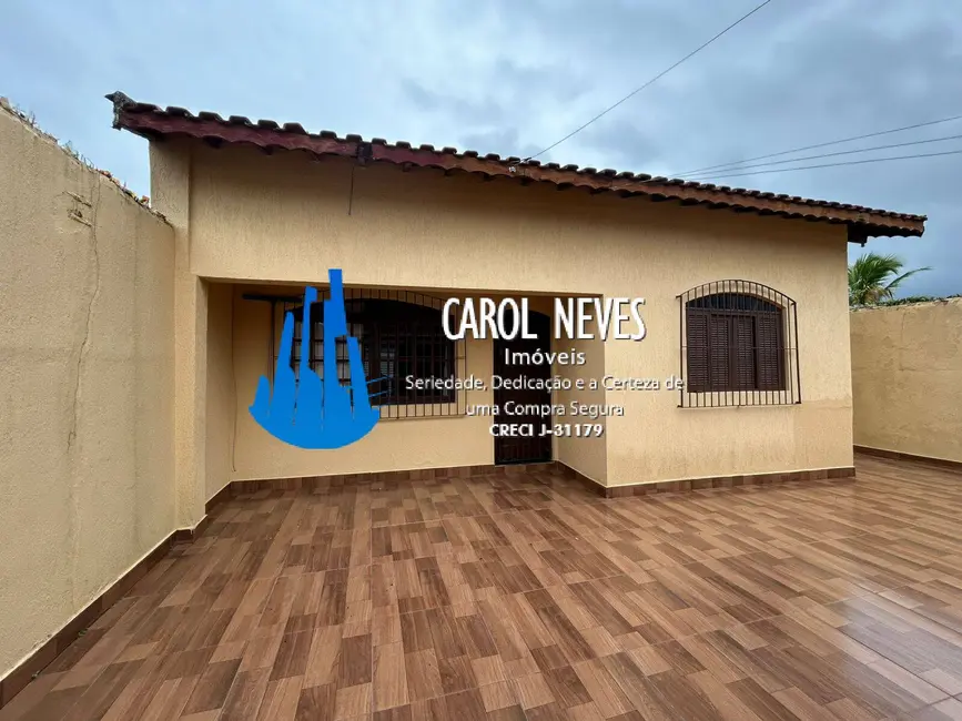 Foto 4 de Casa com 2 quartos à venda, 80m2 em Mongagua - SP