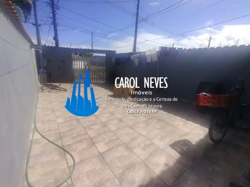 Foto 1 de Casa com 2 quartos à venda, 70m2 em Mongagua - SP