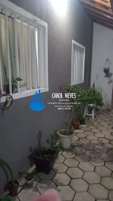 Foto 2 de Casa com 2 quartos à venda, 40m2 em Itanhaem - SP