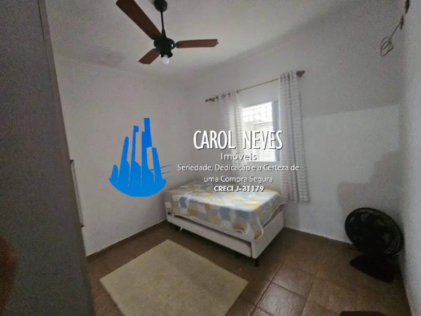 Foto 9 de Casa com 2 quartos à venda, 90m2 em Mongagua - SP