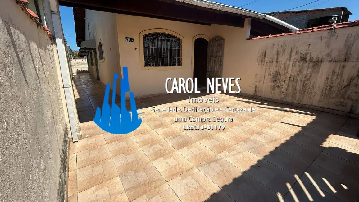 Foto 2 de Casa com 2 quartos à venda, 69m2 em Mongagua - SP