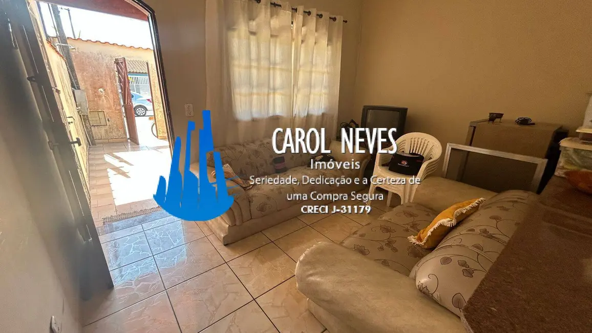 Foto 4 de Casa com 2 quartos à venda, 69m2 em Mongagua - SP