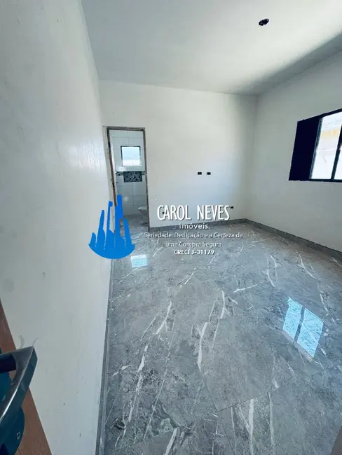 Foto 2 de Casa com 2 quartos à venda, 74m2 em Itanhaem - SP