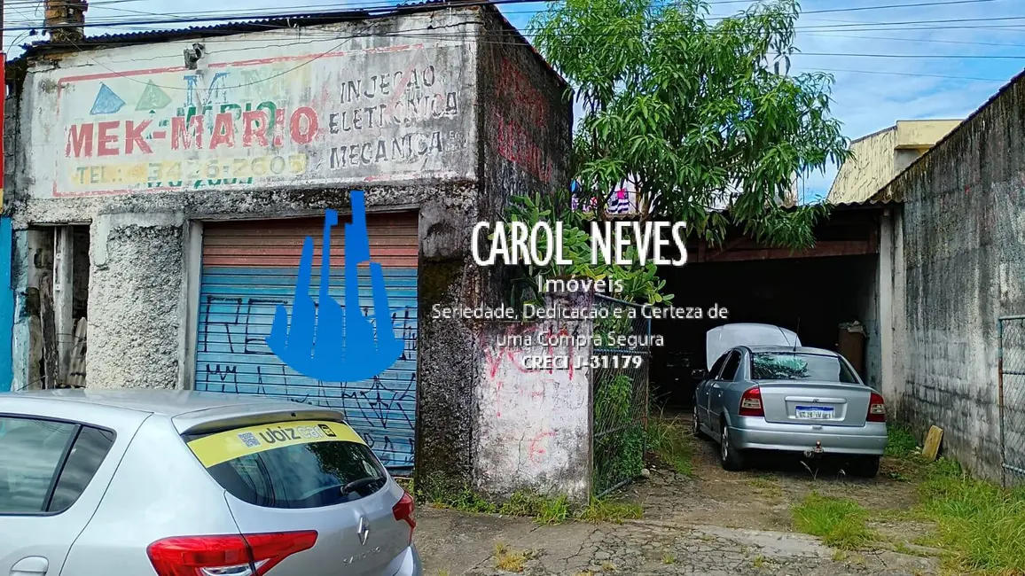 Foto 1 de Armazém / Galpão à venda, 94m2 em Itanhaem - SP