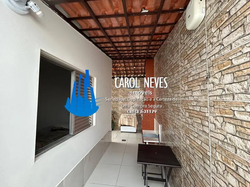 Foto 4 de Sobrado com 6 quartos à venda, 110m2 em Mongagua - SP