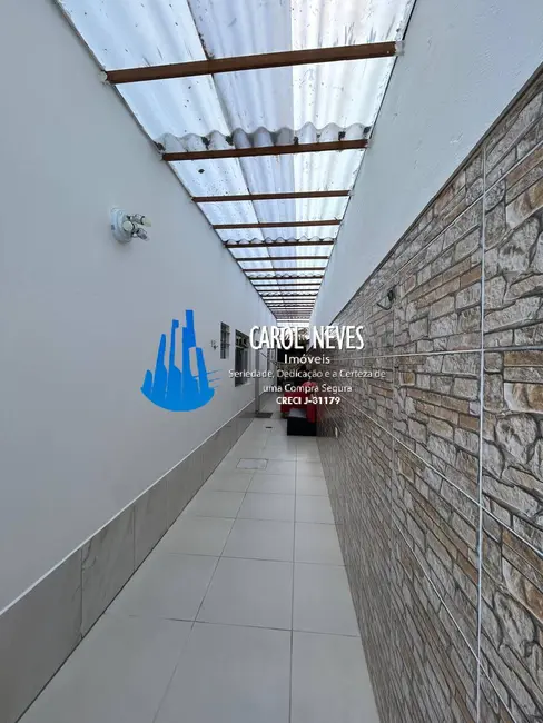 Foto 3 de Sobrado com 6 quartos à venda, 110m2 em Mongagua - SP