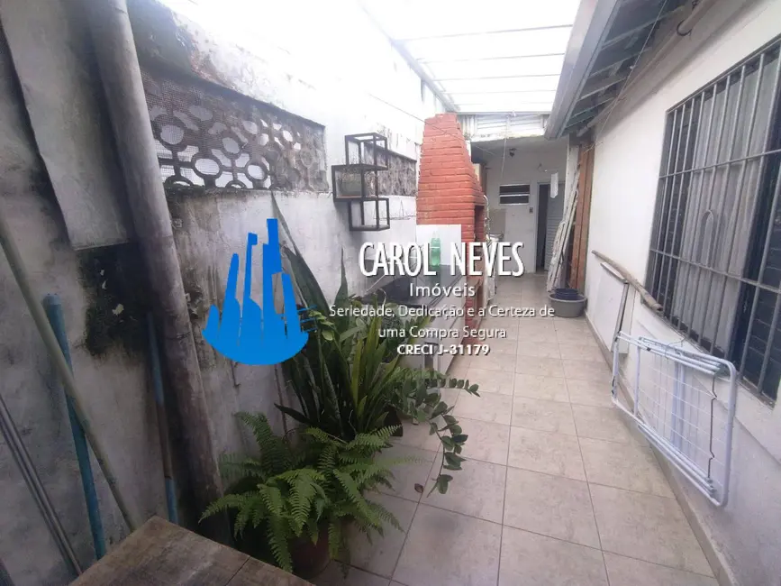 Foto 9 de Casa com 2 quartos à venda, 60m2 em Mongagua - SP