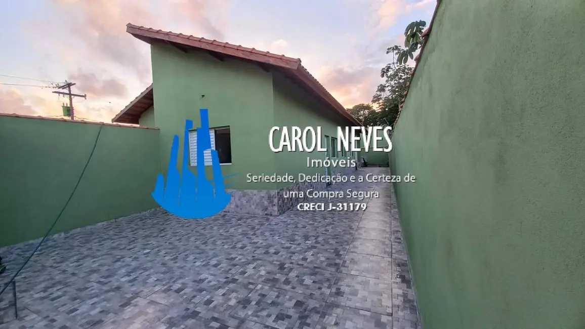 Foto 2 de Casa com 2 quartos à venda, 70m2 em Itanhaem - SP