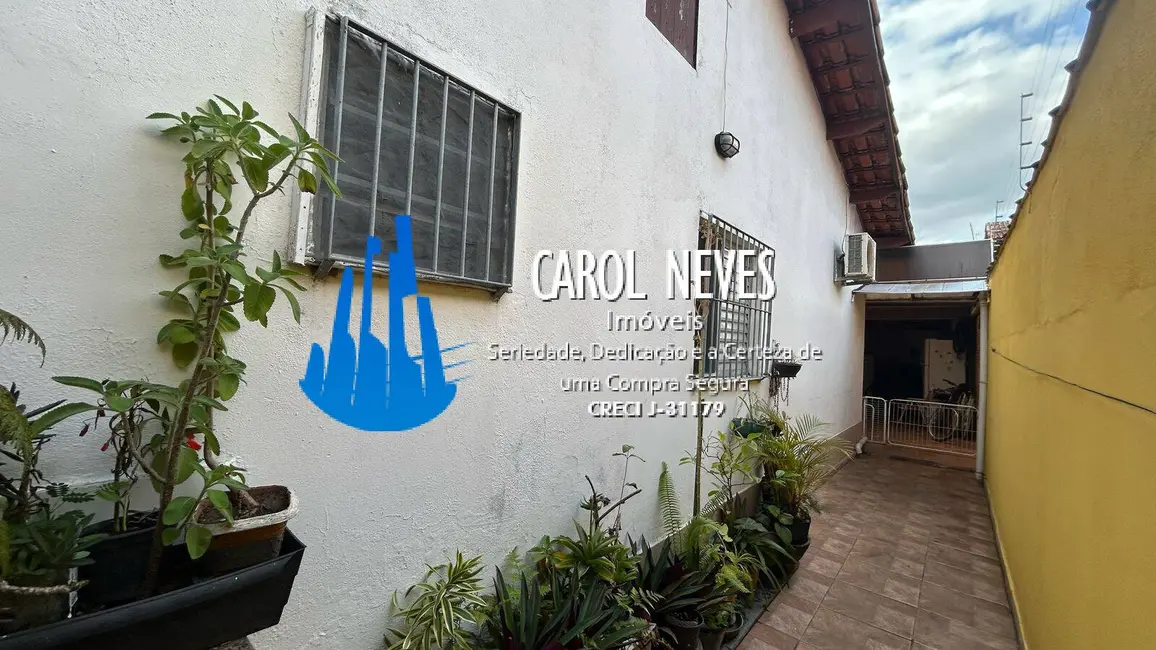 Foto 4 de Casa com 2 quartos à venda, 65m2 em Mongagua - SP