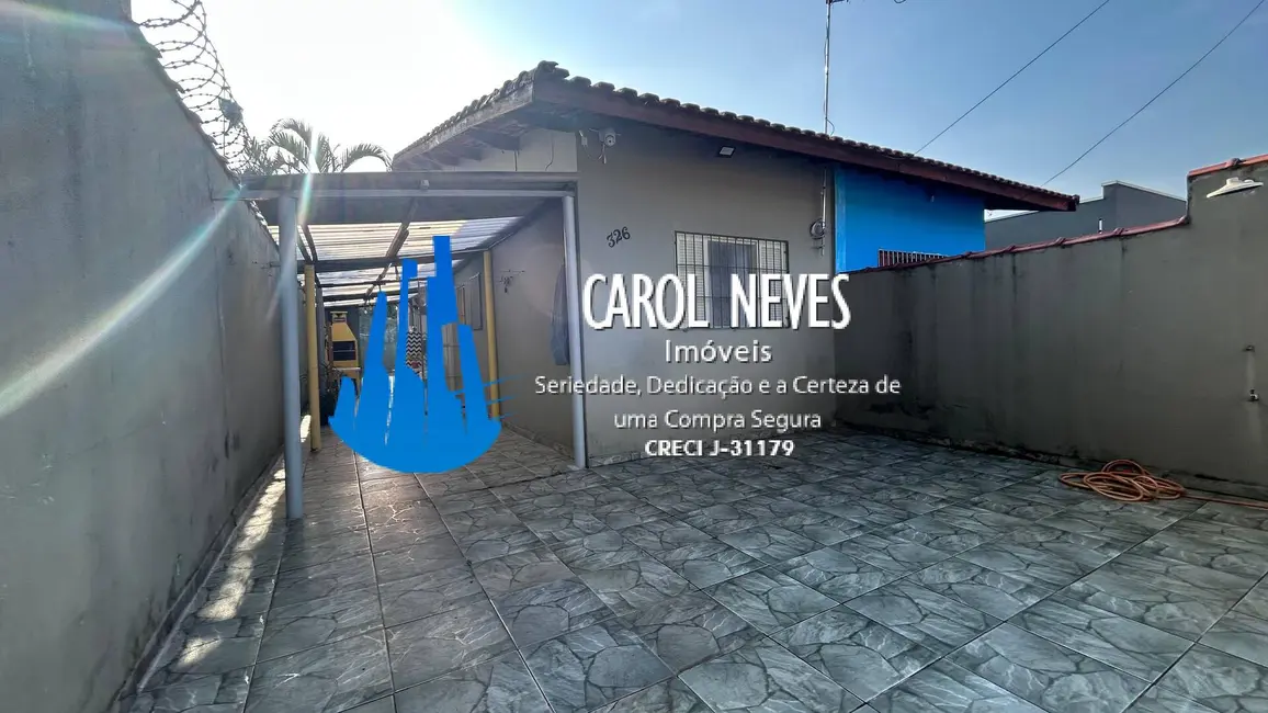 Foto 2 de Casa com 2 quartos à venda, 68m2 em Mongagua - SP