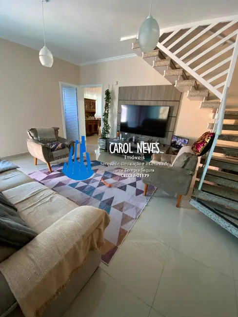 Sobrado com 3 quartos à venda, 131m2 em Itanhaem - SP - imagem 3 Foto 3 de Sobrado com 3 quartos à venda, 131m2 em Itanhaem - SP