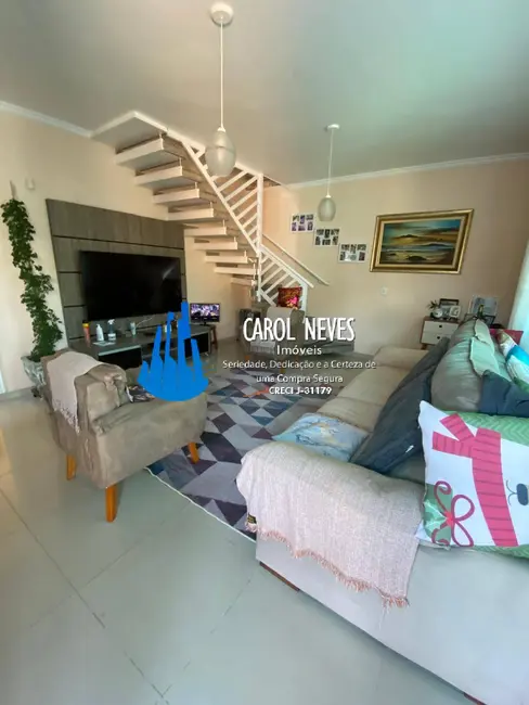 Foto 2 de Sobrado com 3 quartos à venda, 131m2 em Itanhaem - SP