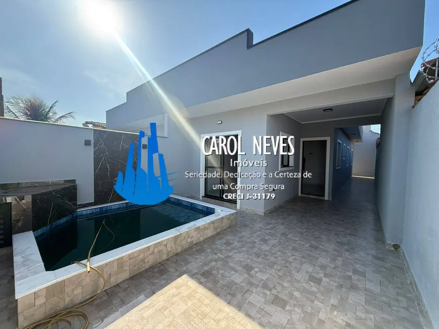 Foto 2 de Casa com 2 quartos à venda, 68m2 em Mongagua - SP