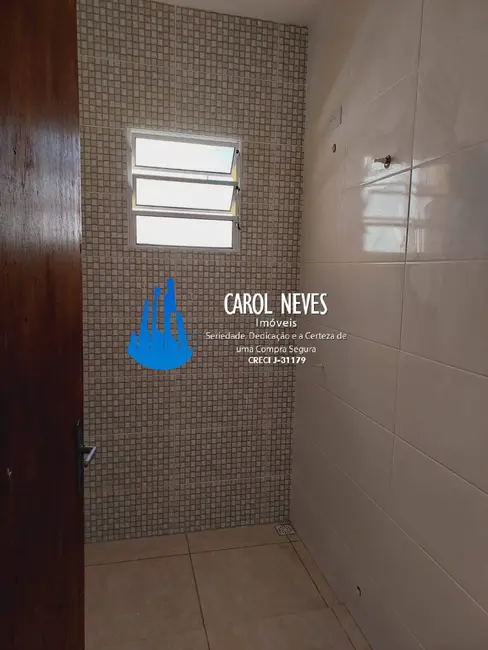 Foto 9 de Casa com 2 quartos à venda, 65m2 em Itanhaem - SP