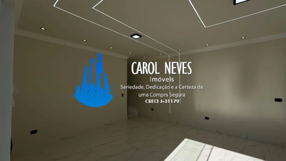 Foto 2 de Casa com 2 quartos à venda, 65m2 em Itanhaem - SP