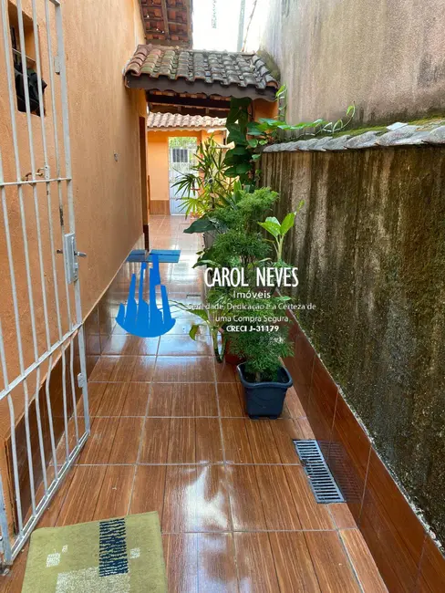 Foto 4 de Casa com 2 quartos à venda, 65m2 em Mongagua - SP