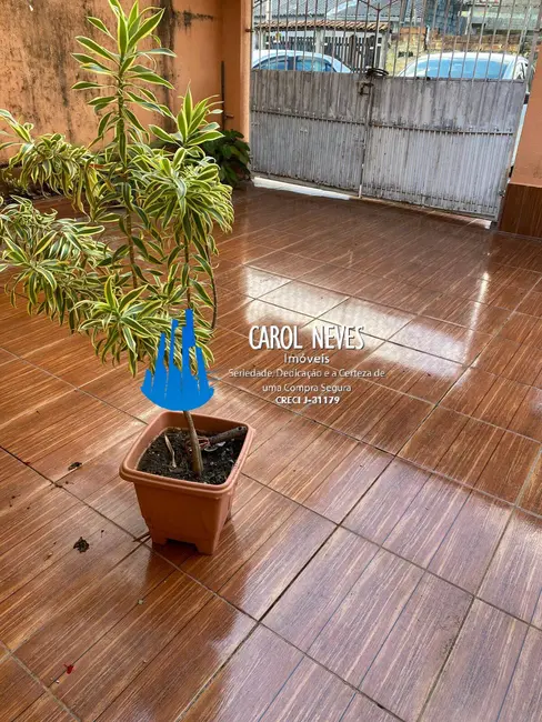 Foto 3 de Casa com 2 quartos à venda, 65m2 em Mongagua - SP