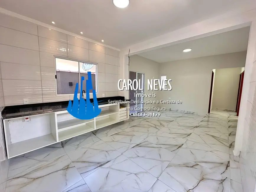 Foto 6 de Casa com 2 quartos à venda, 110m2 em Itanhaem - SP