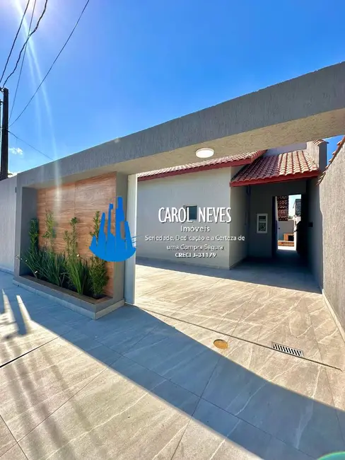 Foto 2 de Casa com 2 quartos à venda, 110m2 em Itanhaem - SP