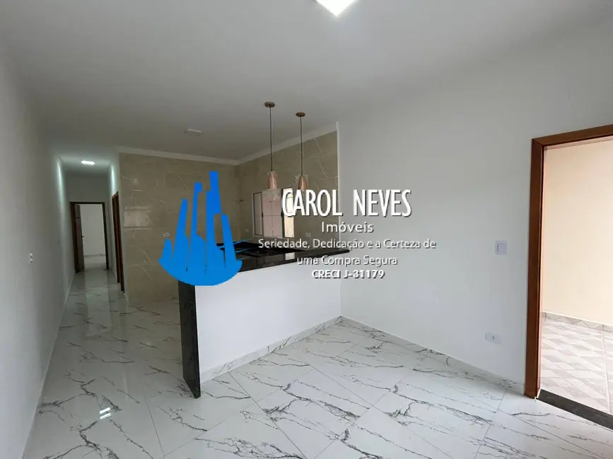 Foto 8 de Casa com 2 quartos à venda, 80m2 em Mongagua - SP