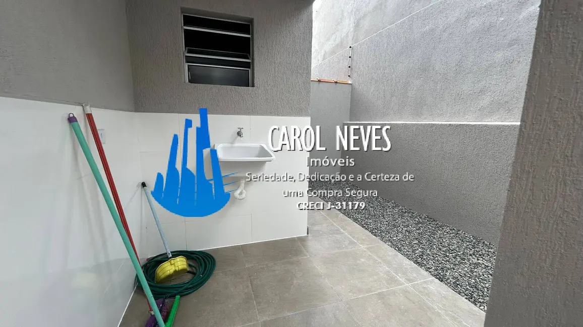 Foto 4 de Casa com 2 quartos à venda, 64m2 em Mongagua - SP