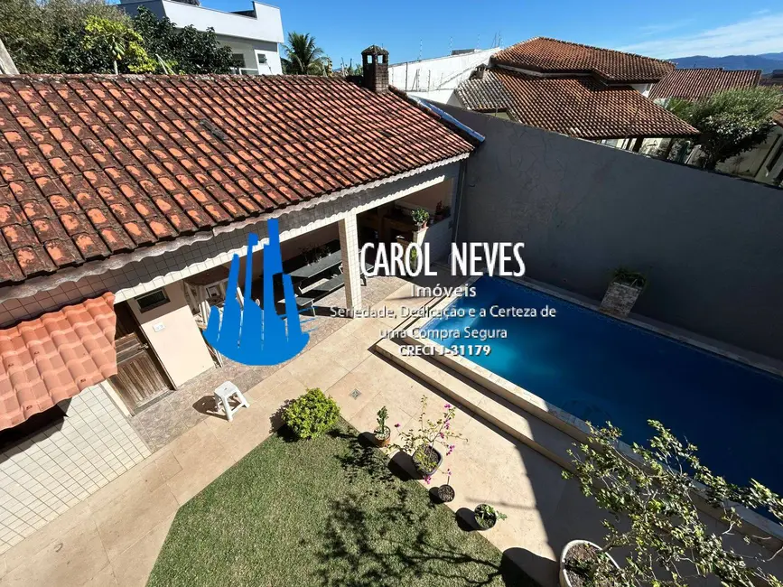 Foto 2 de Casa com 5 quartos à venda, 230m2 em Itanhaem - SP