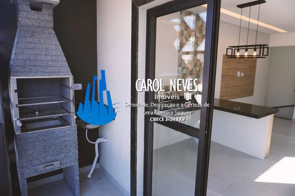 Foto 2 de Casa com 2 quartos à venda, 82m2 em Mirim, Praia Grande - SP