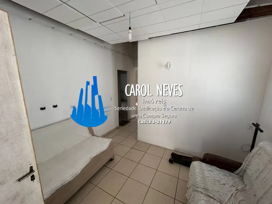 Foto 9 de Casa com 2 quartos à venda, 85m2 em Mongagua - SP